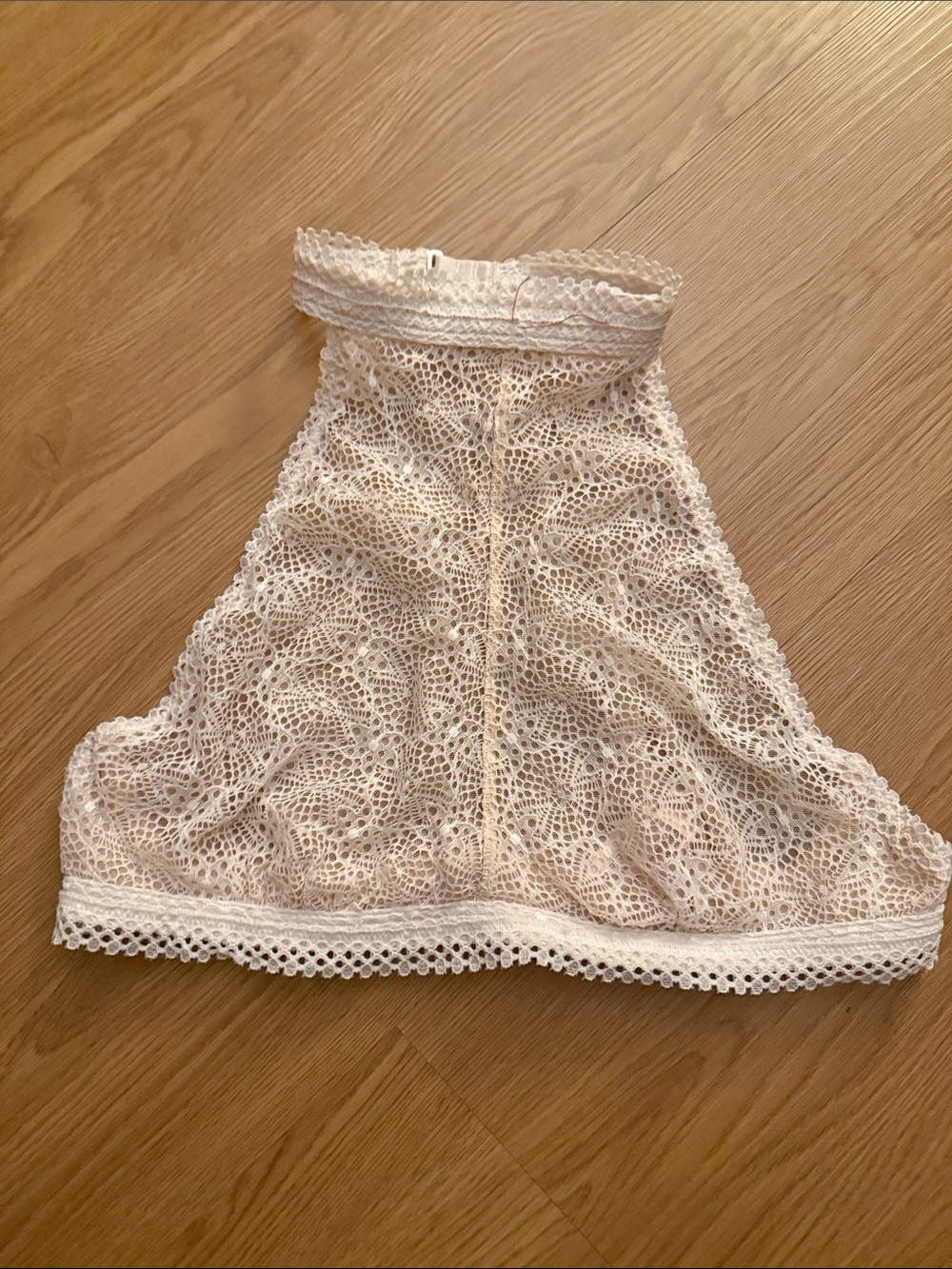 Victoria's Secret Cream Lace Bralette